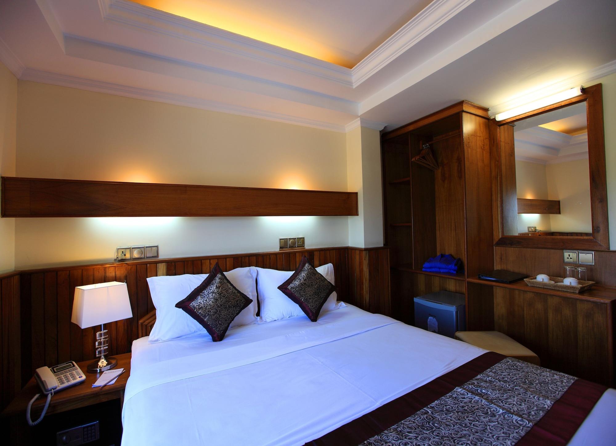 The Hotel Emperor Mandalay Exterior foto