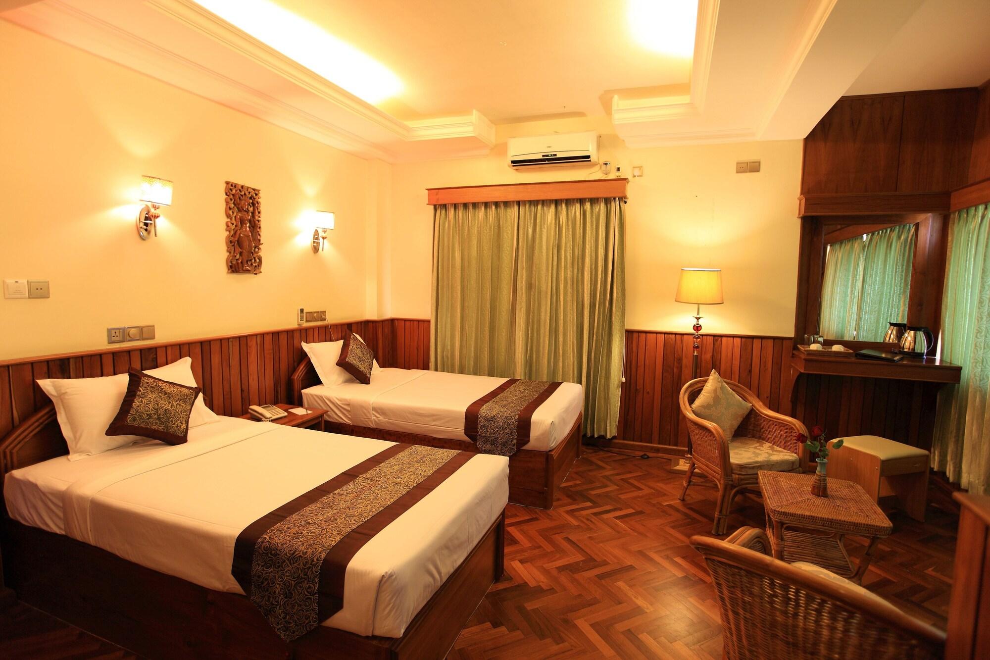 The Hotel Emperor Mandalay Exterior foto